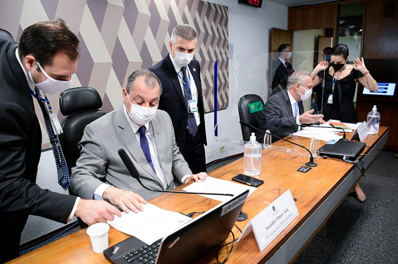 Médico pneumologista será ouvido pela CPI no lugar de Queiroga