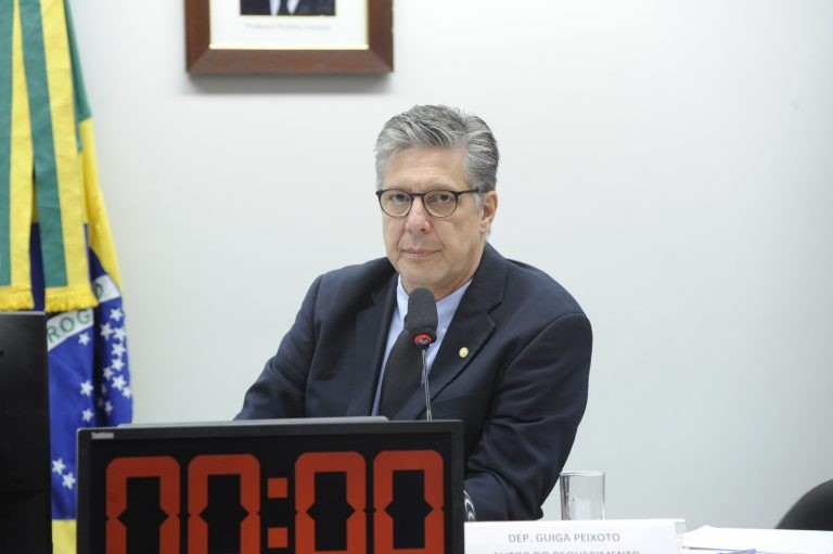 Comissão rejeita projeto sobre securitização de dívida