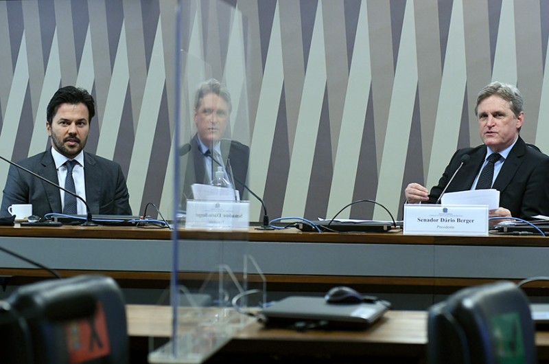 Tecnologia 5G deve conectar 85% das escolas até 2028, diz ministro das Comunicações