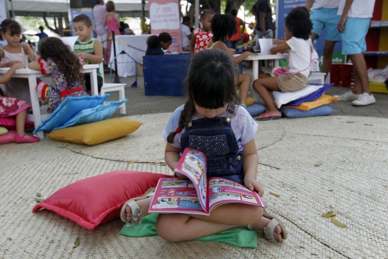 Estado da Bahia fomenta o livro, leitura e a escrita
