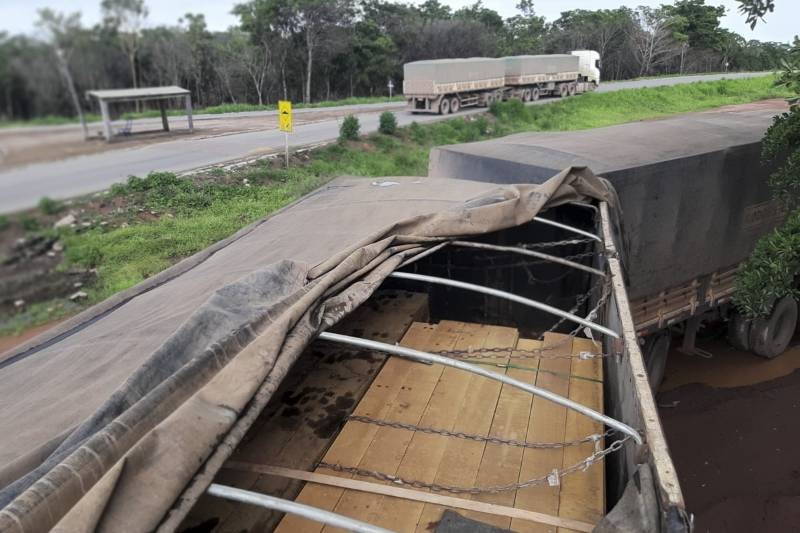 Equipe da Sefa apreende madeira serrada na Serra do Cachimbo