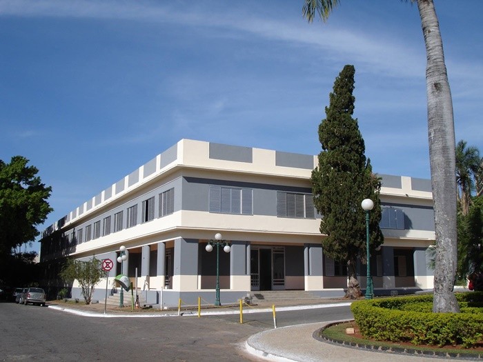 Brasil em Pauta de hoje fala sobre os motivos da alta na gasolina