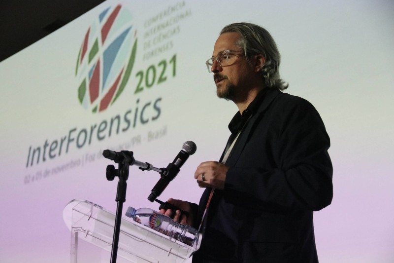 Encontro em Foz do Iguaçu destaca importância da ciência forense para a segurança e a sociedade