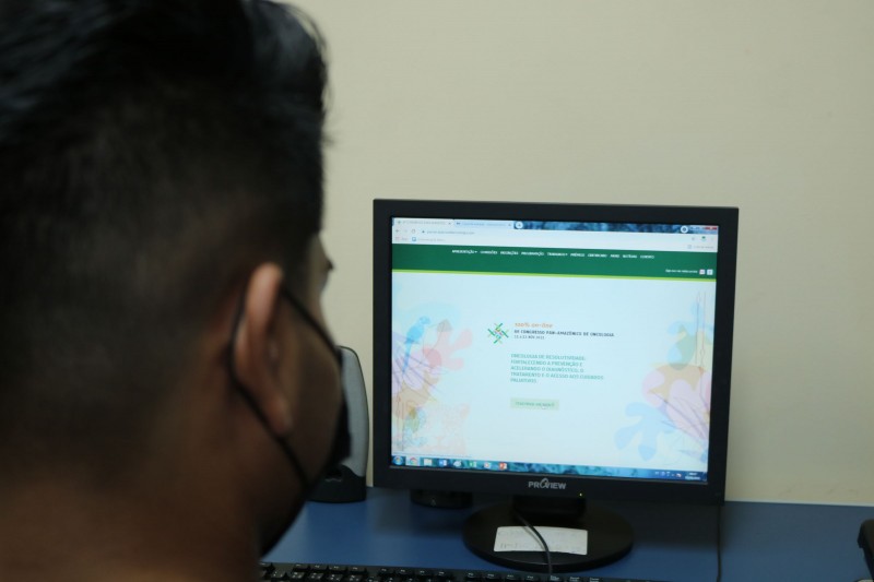 Sancionada lei que regulamenta visitas virtuais a pacientes internados