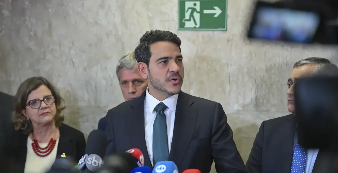 Derrota histórica de Lula: Senado barra Jorge Messias no STF