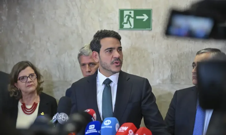Derrota histórica de Lula: Senado barra Jorge Messias no STF