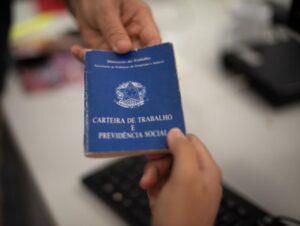 DF oferece mais de 1,1 mil vagas de emprego nesta terça (5), com salários que chegam a R$ 6 mil.