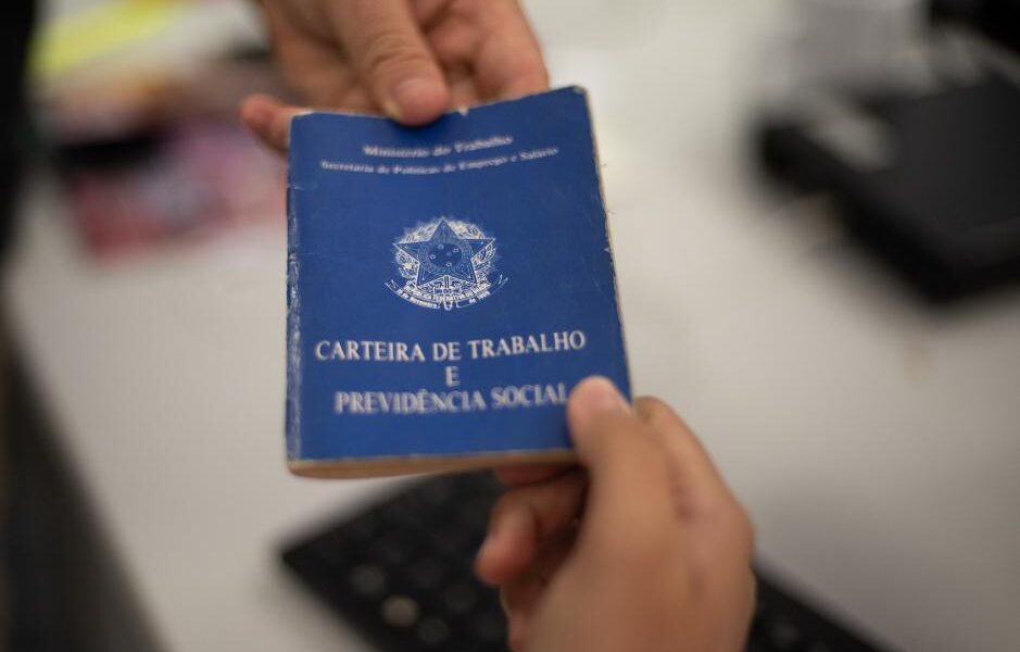 DF oferece mais de 1,1 mil vagas de emprego nesta terça (5), com salários que chegam a R$ 6 mil.