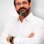 DANIEL BARROS