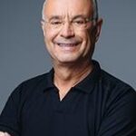 BISPO RENATO ANDRADE