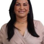 KARLA VINHAS
