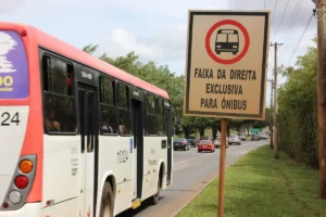Greve de ônibus: W3 Sul, W3 Norte e Eixo Monumental têm faixas exclusivas liberadas nesta segunda